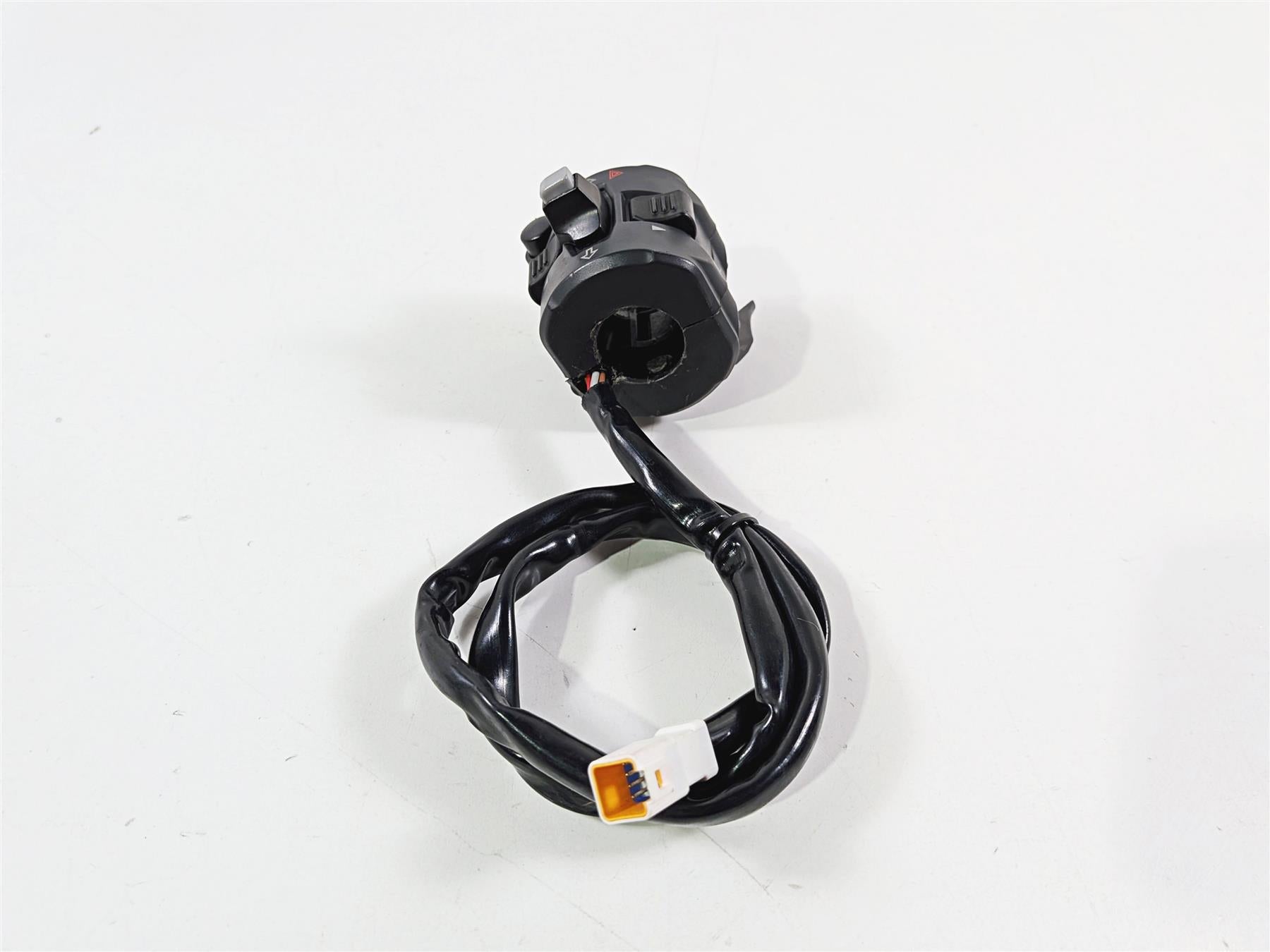 2017 Ducati 959 Panigale Left Hand Turn Signal Control Switch -Read 65110132A-Mototech271