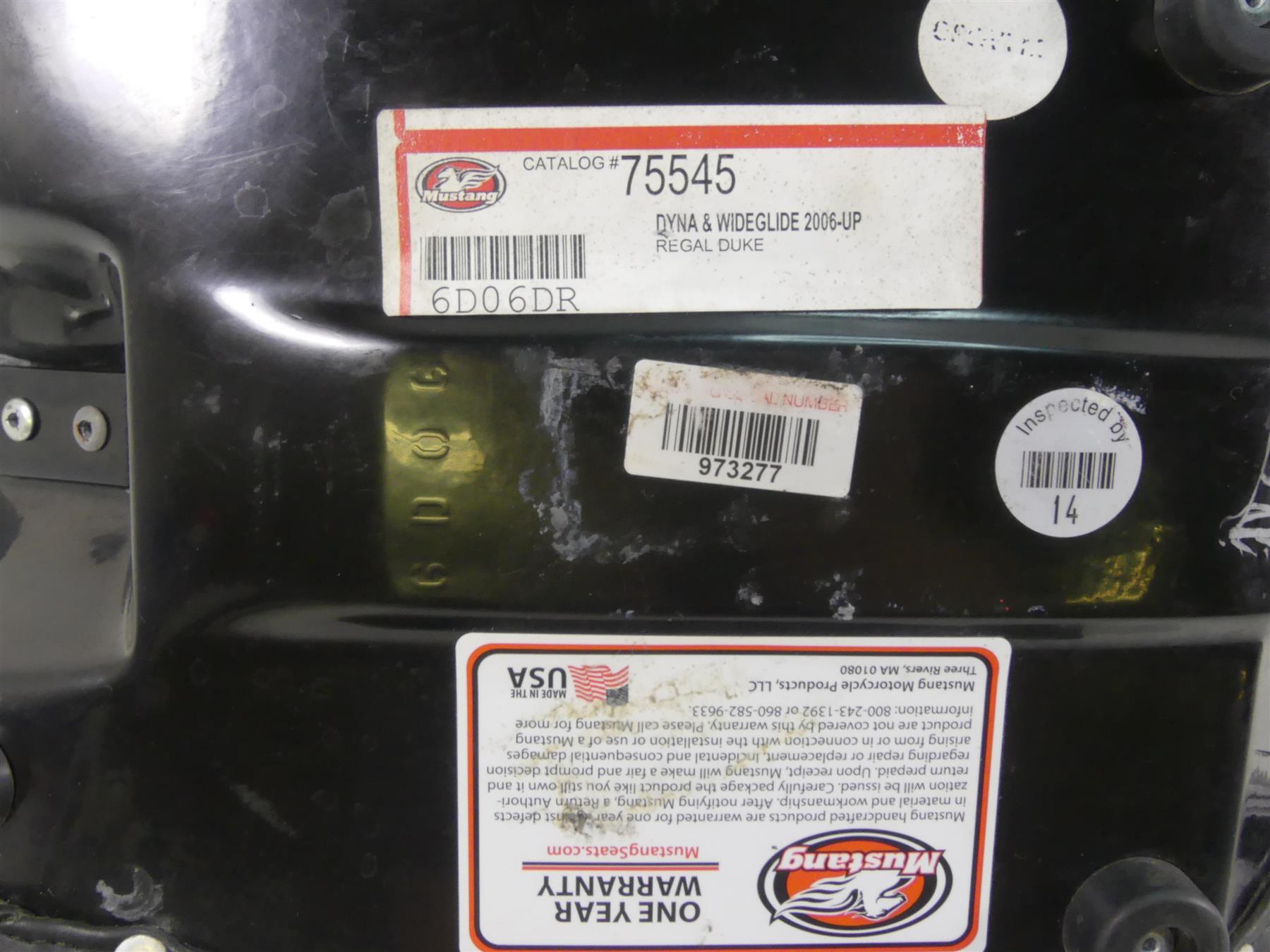 2009 Harley FXDL Dyna Low Rider Regal Duke Mustang One Piece Seat Saddle 75545 {{ shop.shopifyCountryName }} - Mototech271