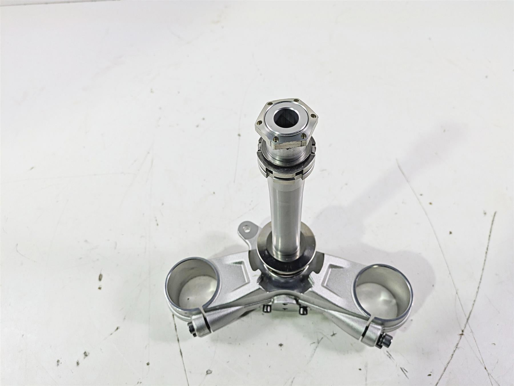 2015 BMW R nineT K21 Lower Triple Tree Steering Stem 31428552873 31428538054 {{ shop.shopifyCountryName }} - Mototech271