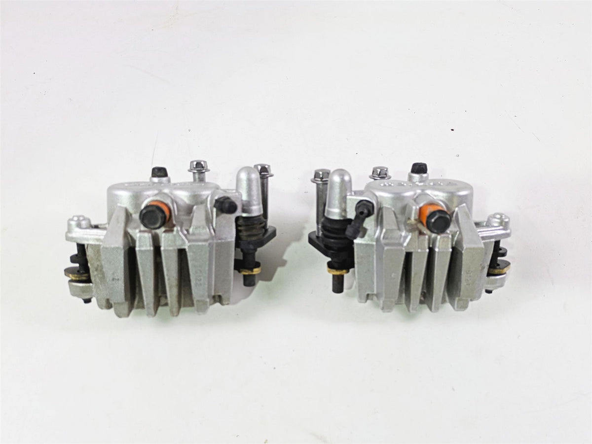 2008 Kawasaki VN1600 Vulcan Nomad Tokico Front Brake Caliper Set 43044-1115 {{ shop.shopifyCountryName }} - Mototech271