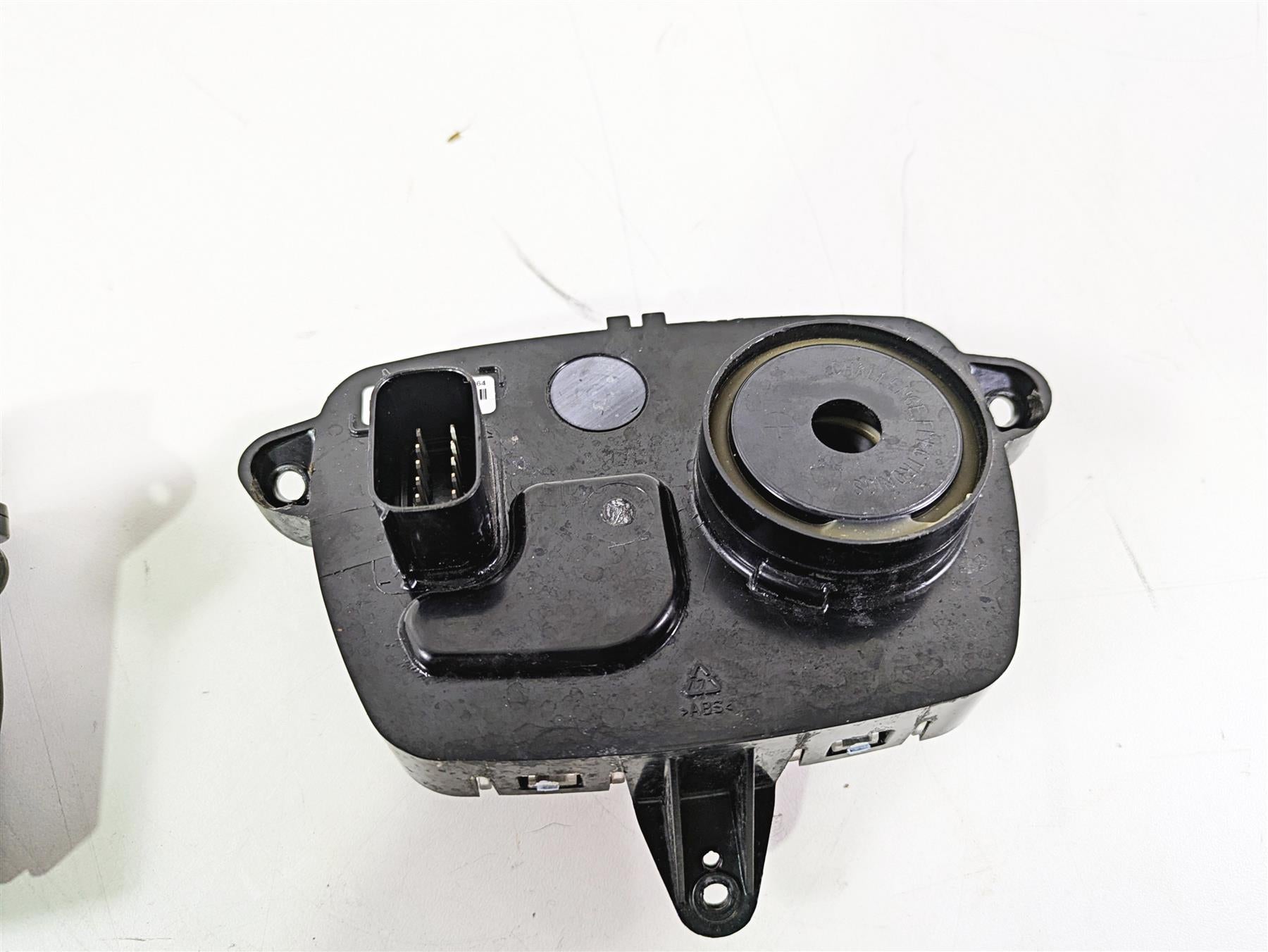 2022 SeaDoo Spark 900 Trixx Speedometer Ecm Dess Key 106h 278003864 420464392 {{ shop.shopifyCountryName }} - Mototech271