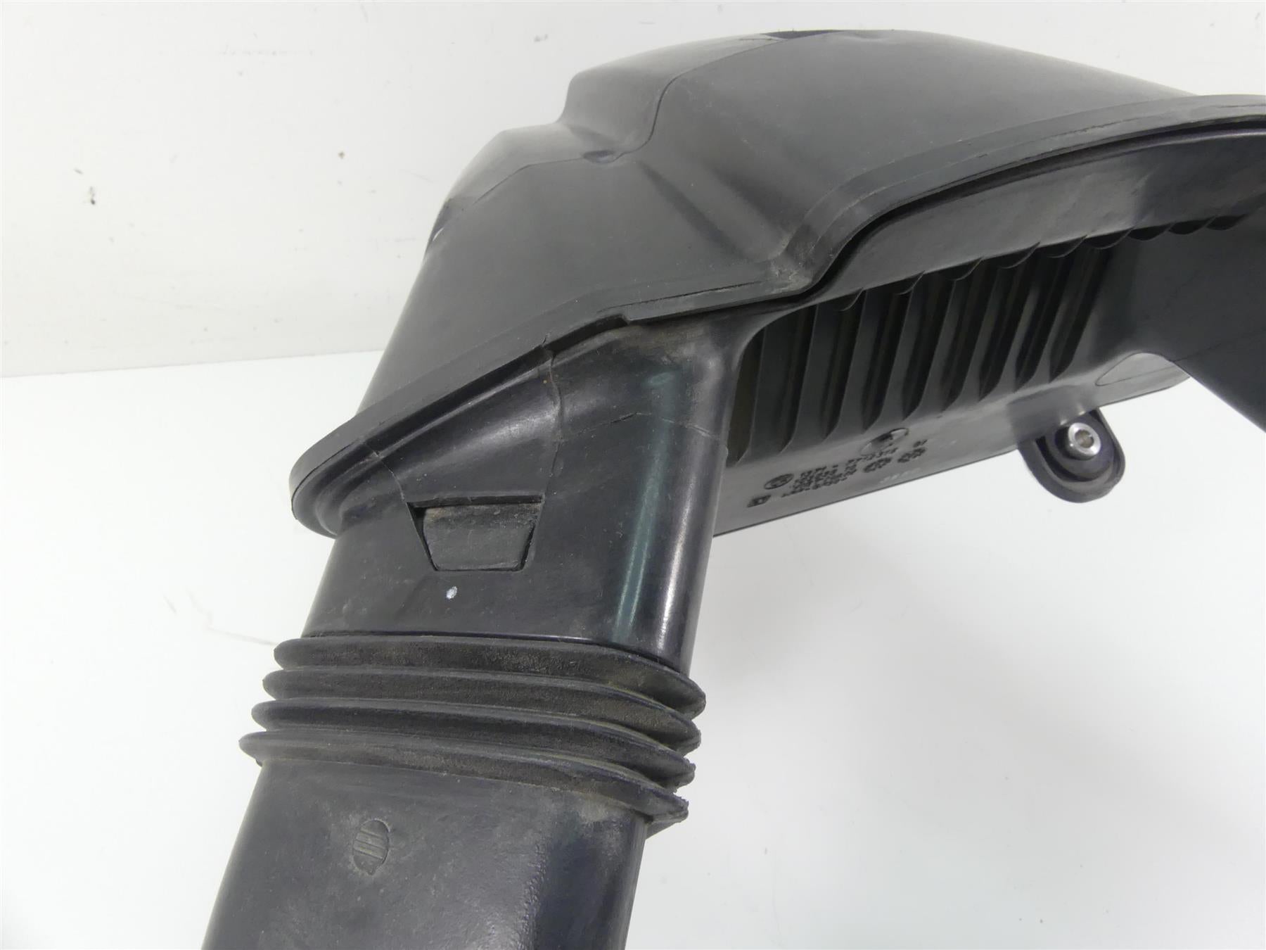 2014 BMW K1600 GTL K48 Air Box Filter Cleaner Breather & Tubes Set 13717712315 {{ shop.shopifyCountryName }} - Mototech271