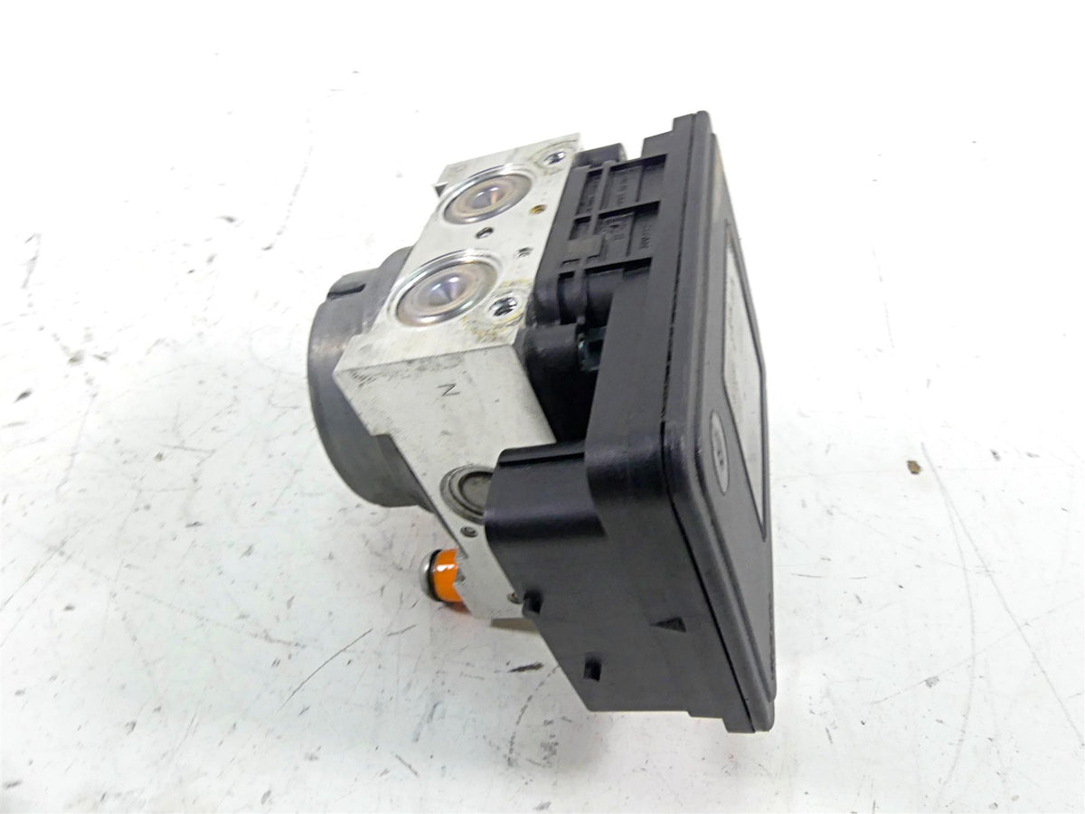 2018 BMW S1000RR K46 Abs Brake Pump Module 34518561705 34518566956 34519444398 {{ shop.shopifyCountryName }} - Mototech271
