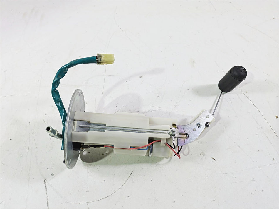 2022 Kawasaki ZR900RS Cafe Fuel Gas Petrol Pump 3k Only - Tested 49040-0762 {{ shop.shopifyCountryName }} - Mototech271