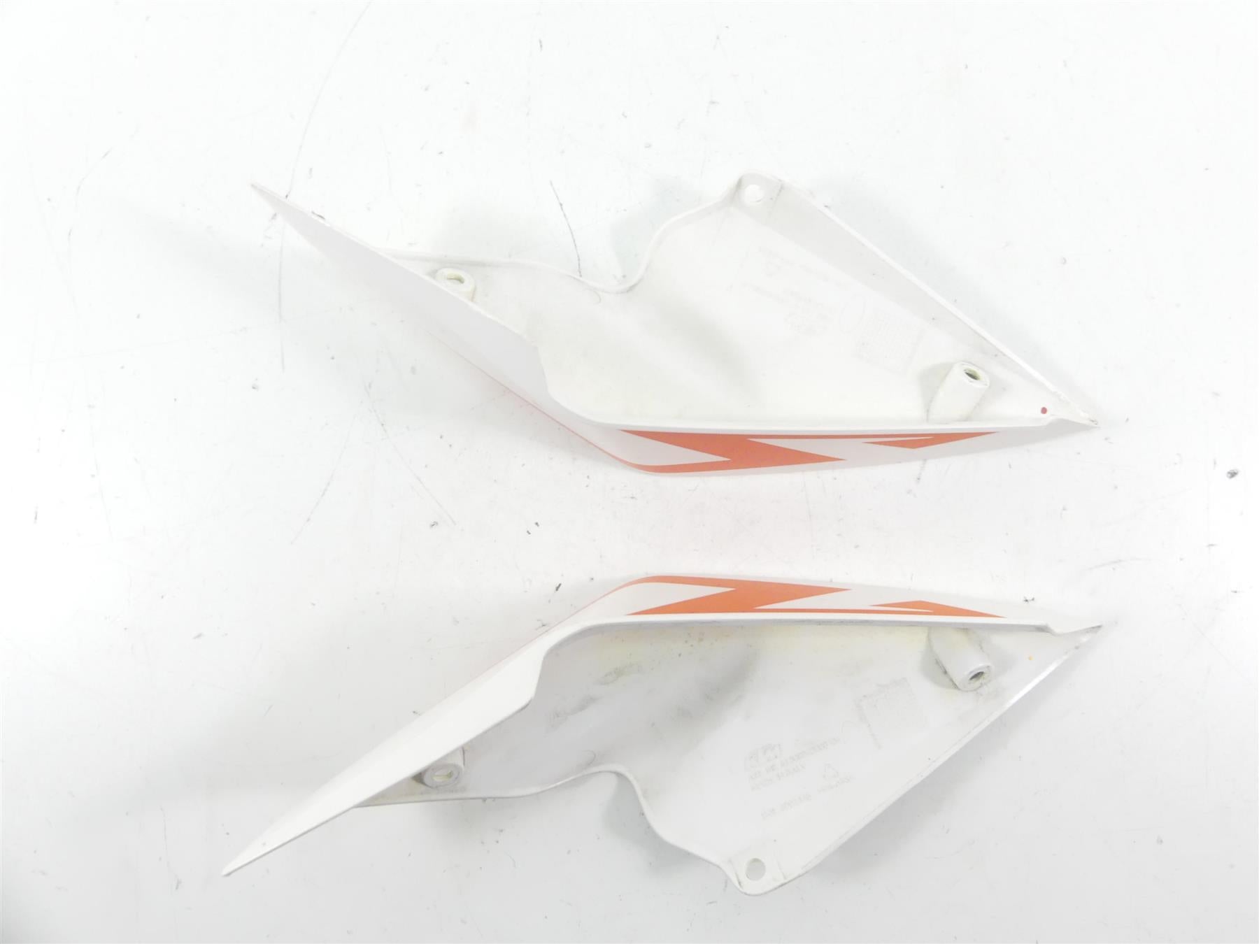 2016 KTM 1290 Superduke R Rear Tail Side Cover Fairing Set 61308042000 {{ shop.shopifyCountryName }} - Mototech271