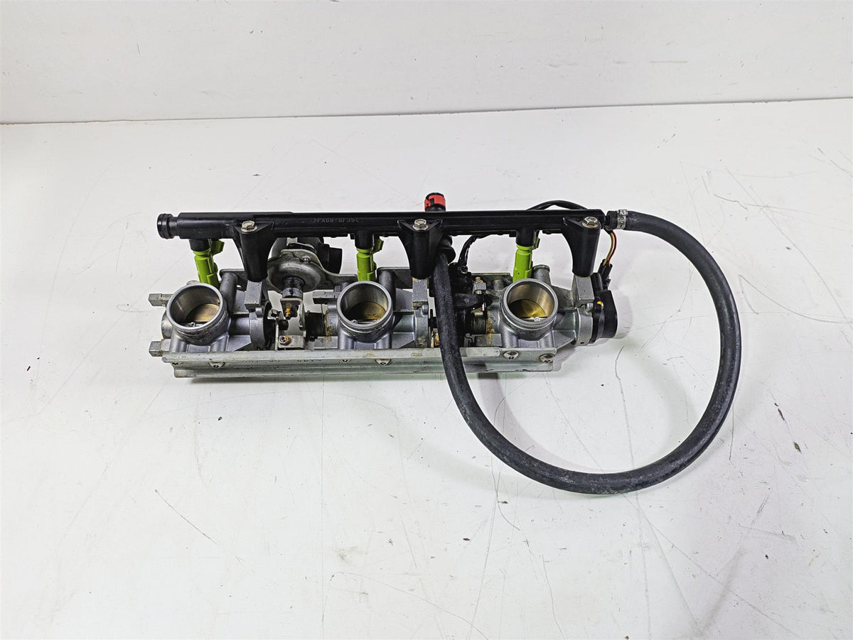2006 Yamaha GP1300R Waverunner Throttle Body Fuel Injector Set 60T-13750-00-00 {{ shop.shopifyCountryName }} - Mototech271