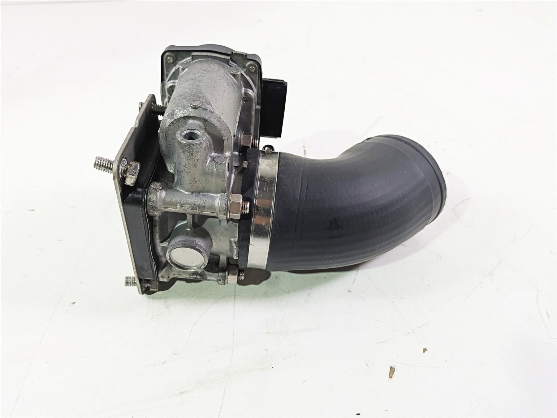 2017 Kawasaki Ultra 310X Mikuni Throttle Body 16163-3717 16163-1168 {{ shop.shopifyCountryName }} - Mototech271