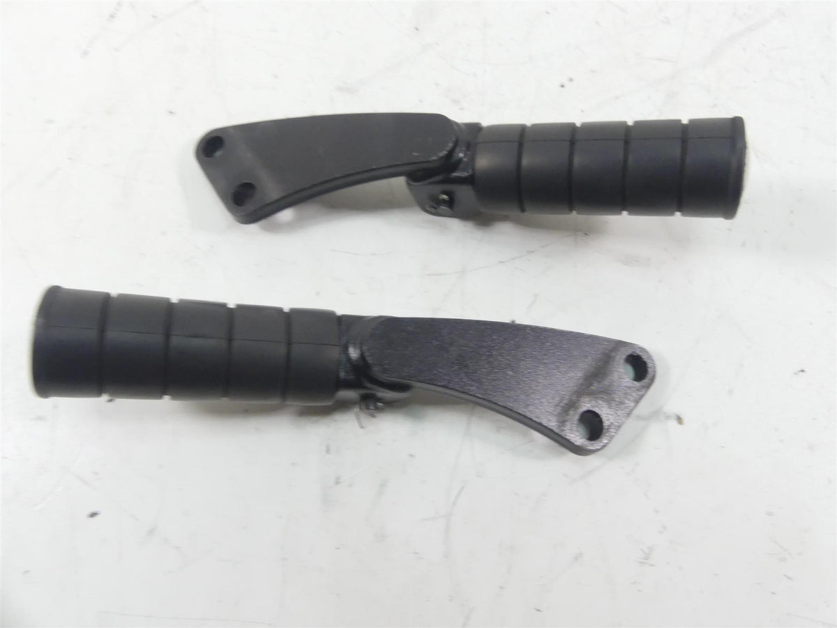 2001 Yamaha XV1600 Road Star Rear Passenger Pillion Foot Peg Set 4WM-27430-11-00 {{ shop.shopifyCountryName }} - Mototech271