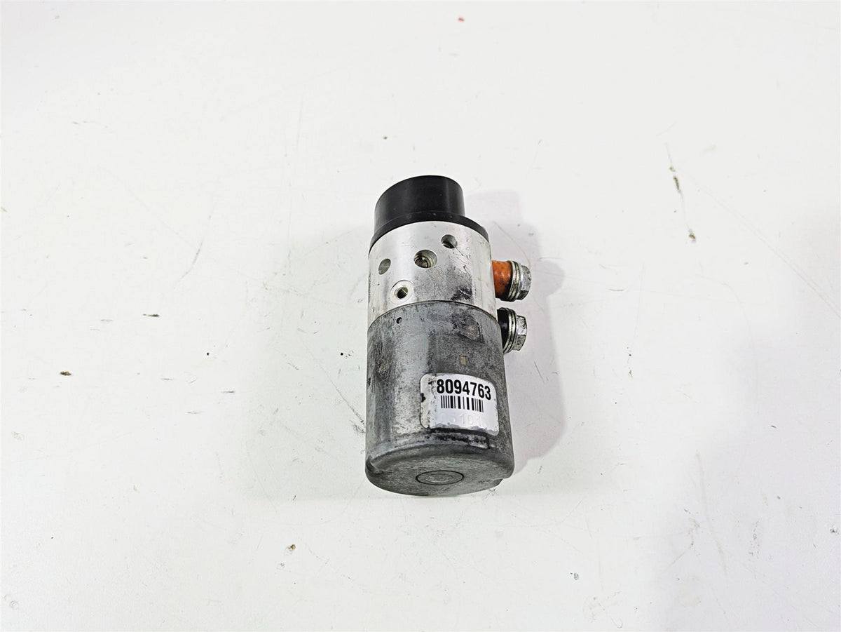2014 Harley FLS Softail Slim Rear Abs Brake Pump Module 48349-11A 40674-11 {{ shop.shopifyCountryName }} - Mototech271