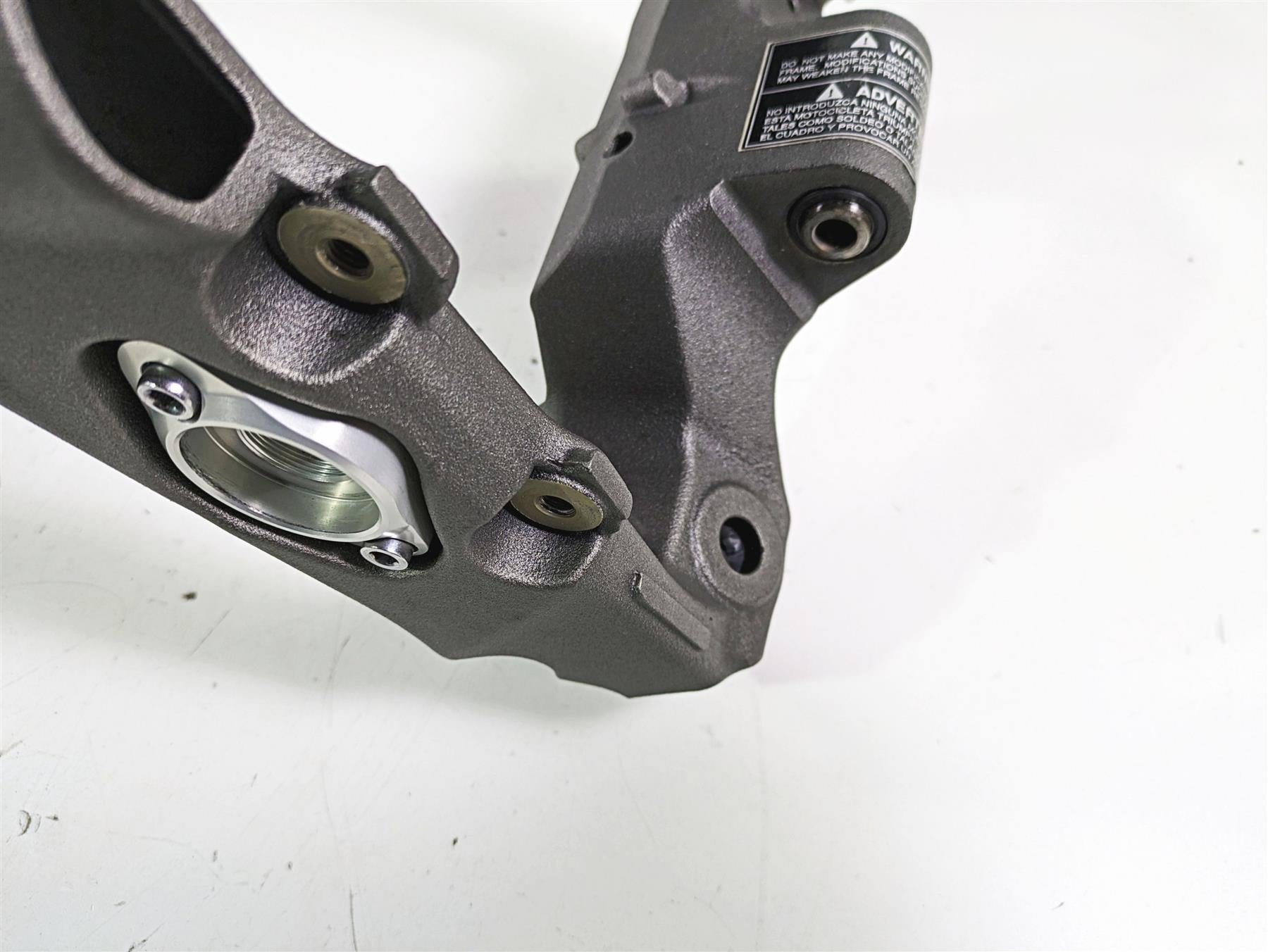 2023 Triumph Street Triple 765 RS Straight Main Frame Chassis With Salvage Oklahoma Title T2071923 {{ shop.shopifyCountryName }} - Mototech271