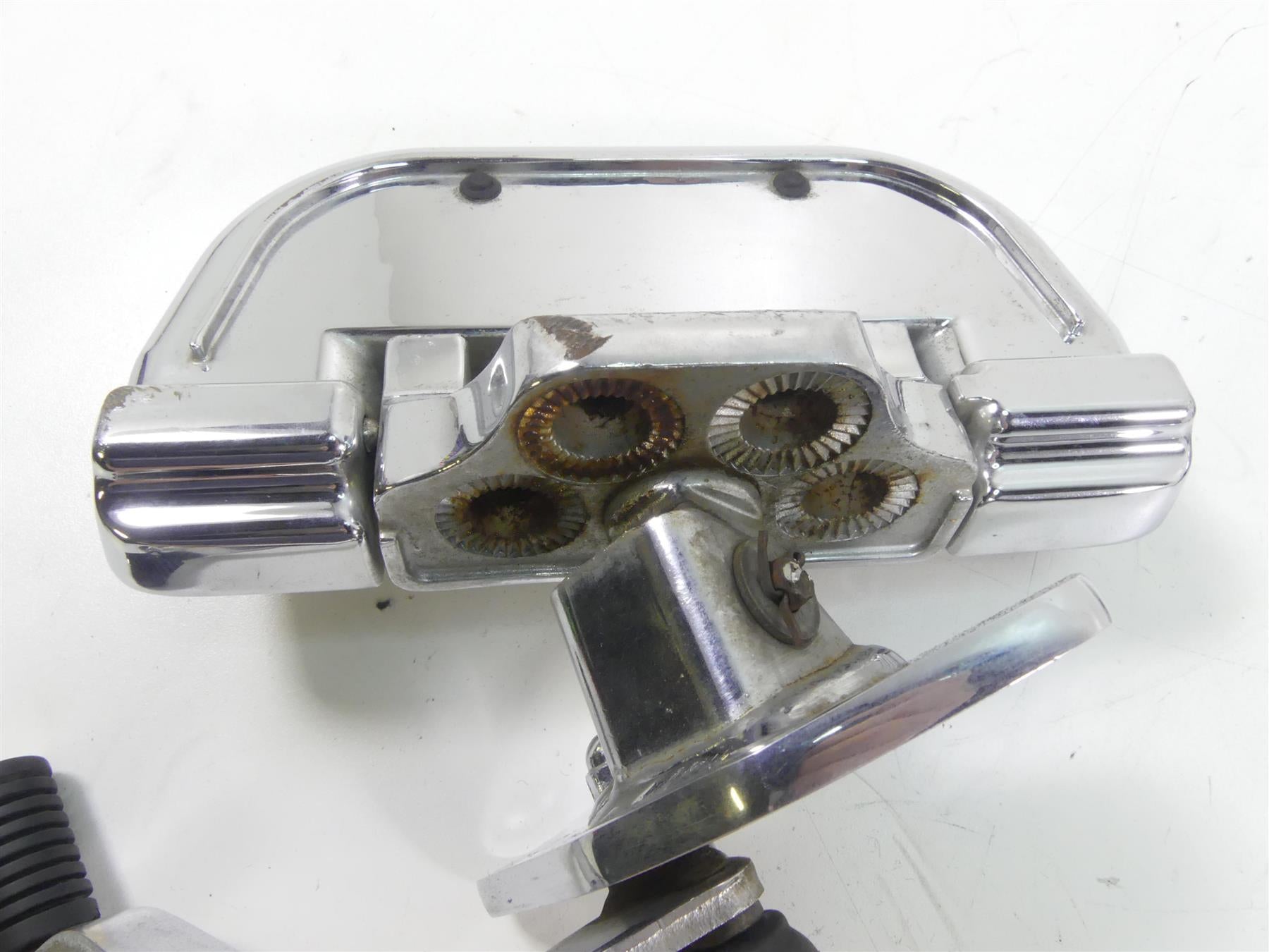 2007 Honda VT1100 C Shadow Spirit Kuryakyn Front Rear Floor Board Set 4351 8818 {{ shop.shopifyCountryName }} - Mototech271