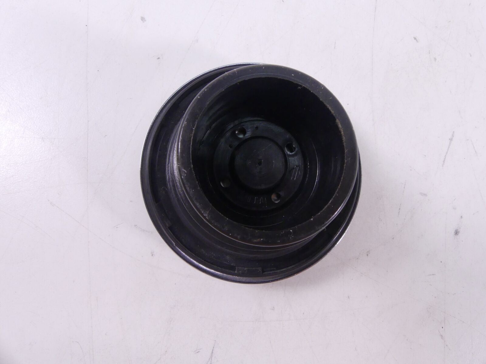 2001 Harley Davidson Sportster XL883 Fuel Gas Petrol Tank Cap + Key 611001-29A {{ shop.shopifyCountryName }} - Mototech271