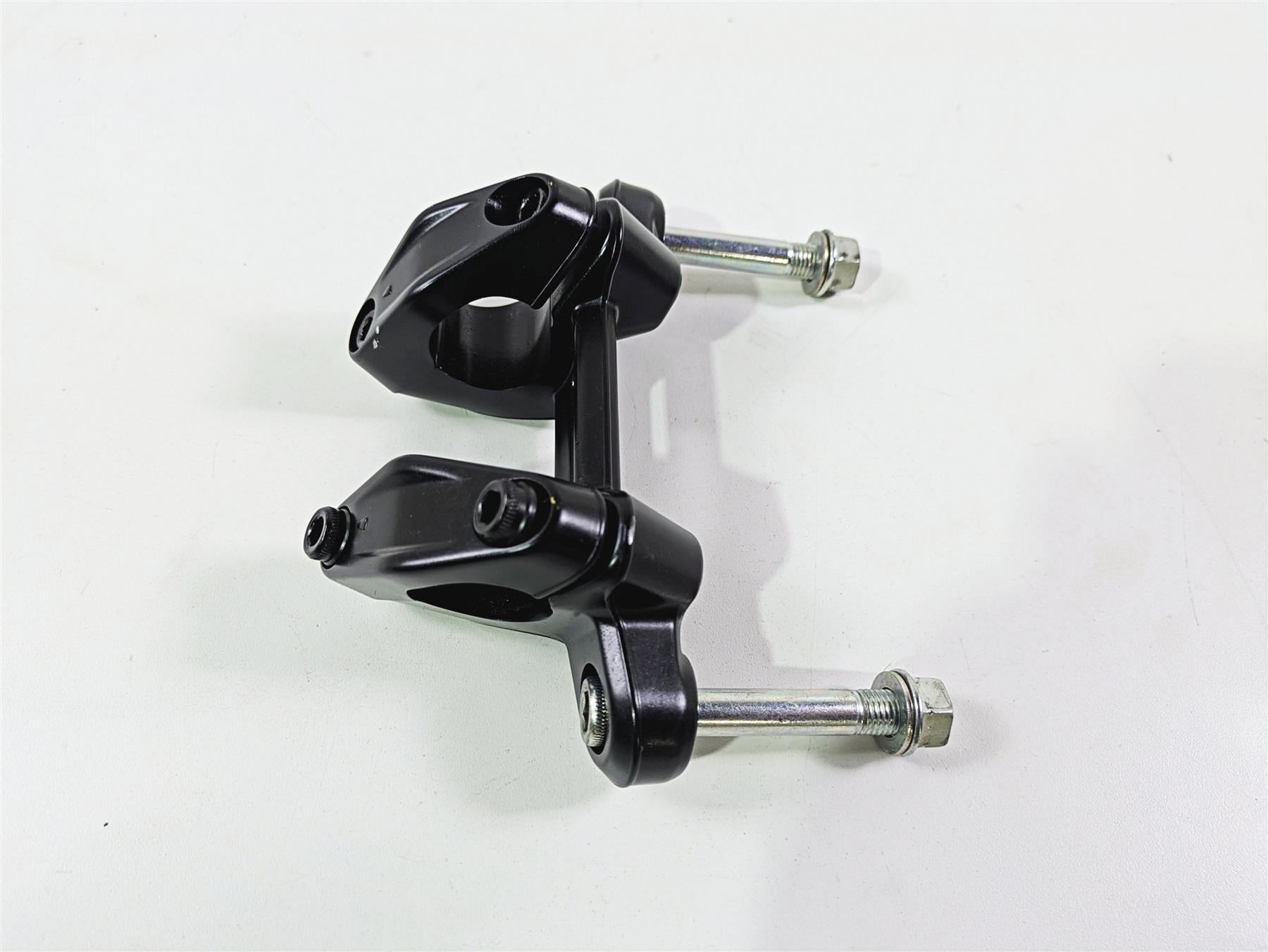 2022 Ducati Streetfighter V2 Handlebar Holder Riser Mounts 36015891AA {{ shop.shopifyCountryName }} - Mototech271