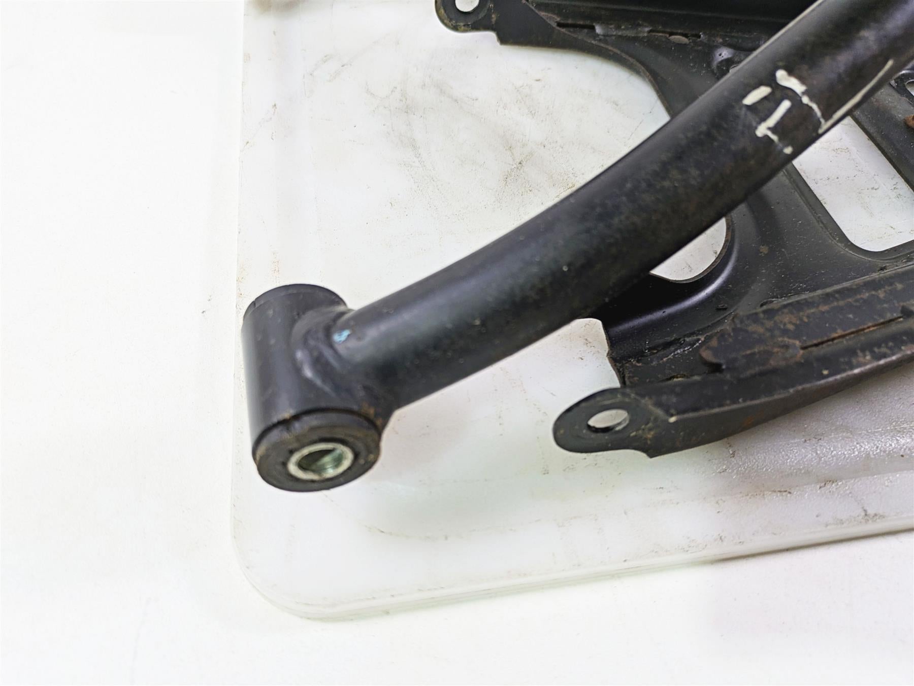 2011 Can-Am Outlander 650 4X4 XT Front Left Control Arm Knee Set 706201016 {{ shop.shopifyCountryName }} - Mototech271