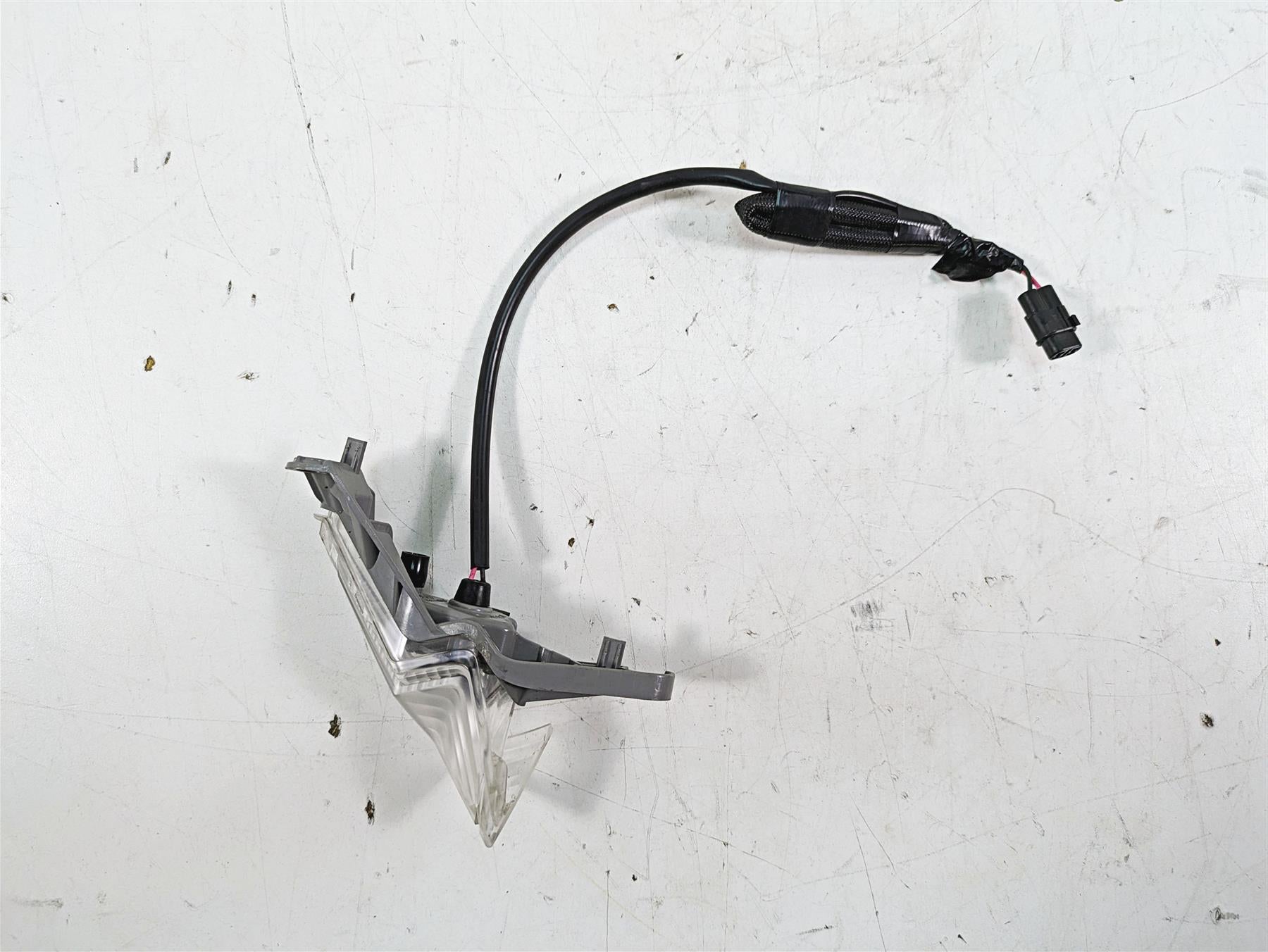 2018 Kawasaki ZX1002 Ninja H2 SX Left Park Position Corner Light 23016-0613 {{ shop.shopifyCountryName }} - Mototech271