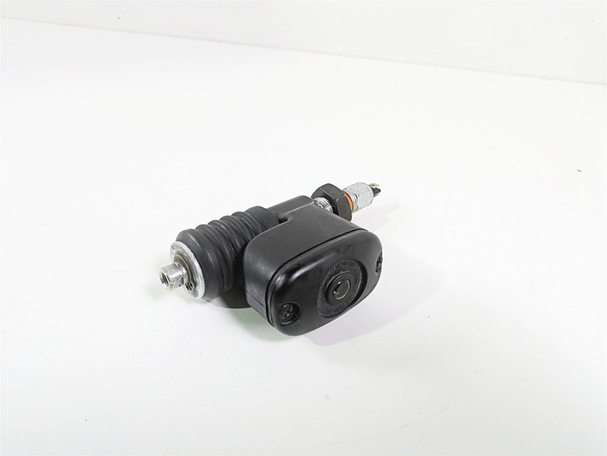 2016 Harley FXDF Dyna Fat Bob Rear Brake Master Cylinder 41700060 {{ shop.shopifyCountryName }} - Mototech271
