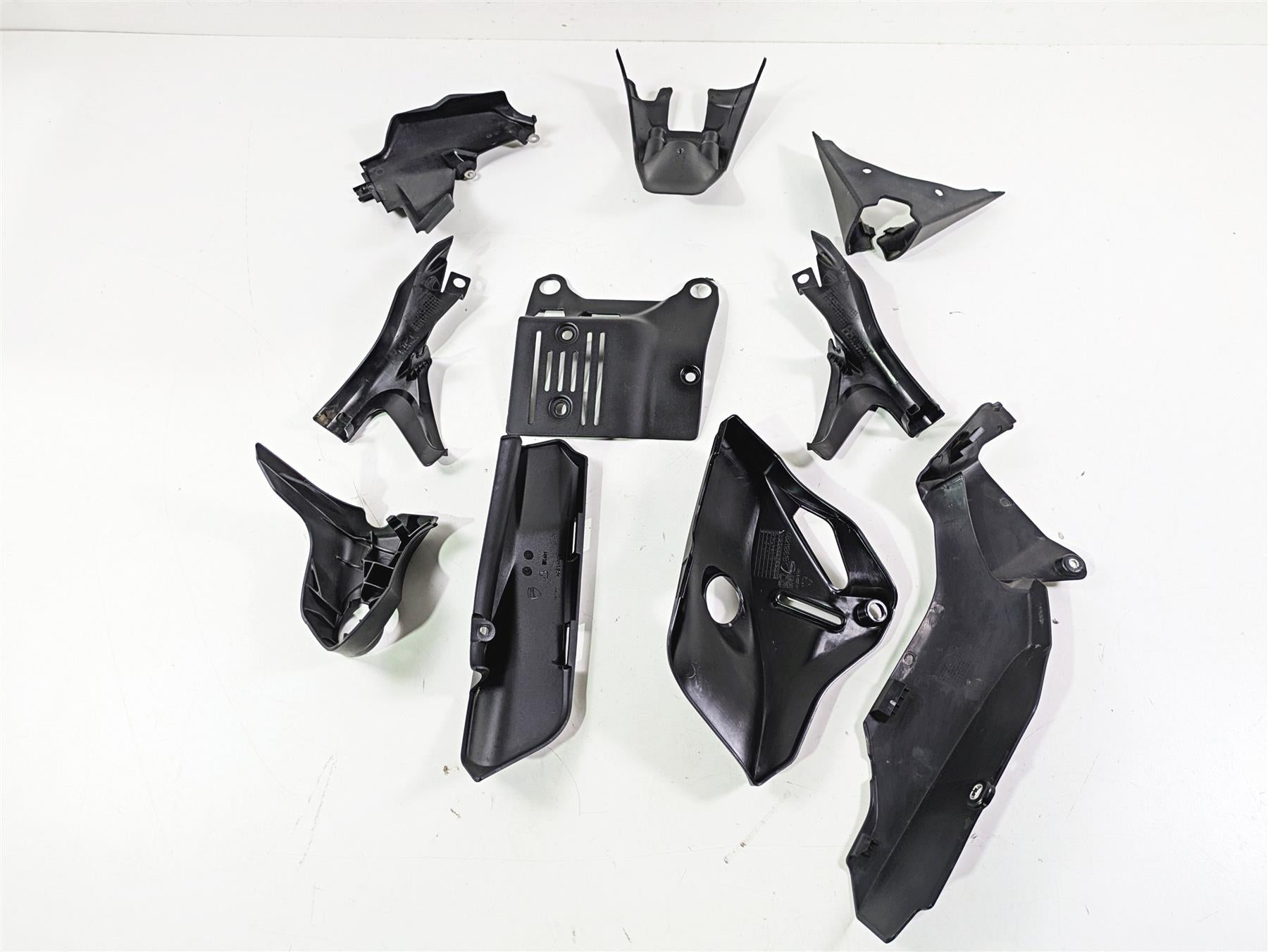 2016 Ducati Monster 1200 S Engine & Frame Infill Cover Set 48211861B 48211871A {{ shop.shopifyCountryName }} - Mototech271