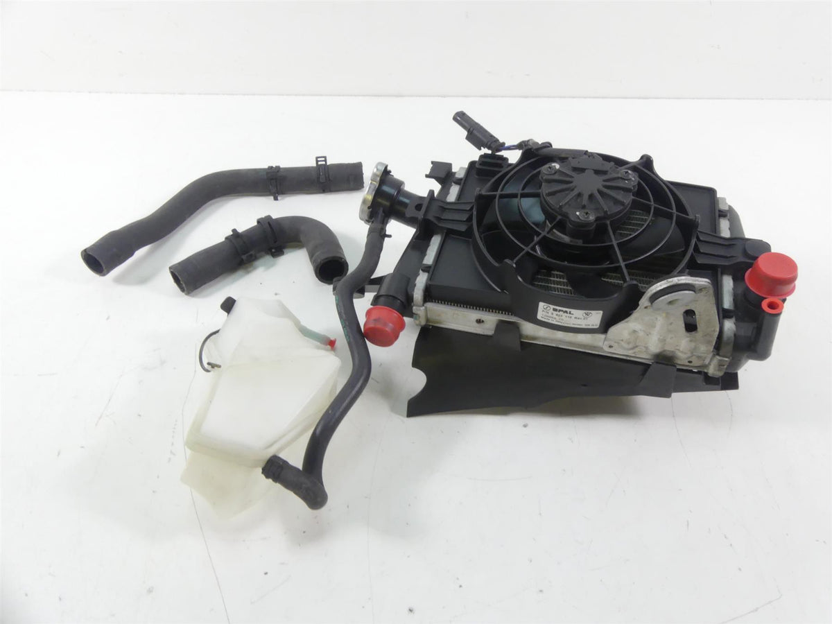 2016 BMW R1200GS K50 Right Side Radiator + Reservoir & Hoses Set 17118546416 {{ shop.shopifyCountryName }} - Mototech271