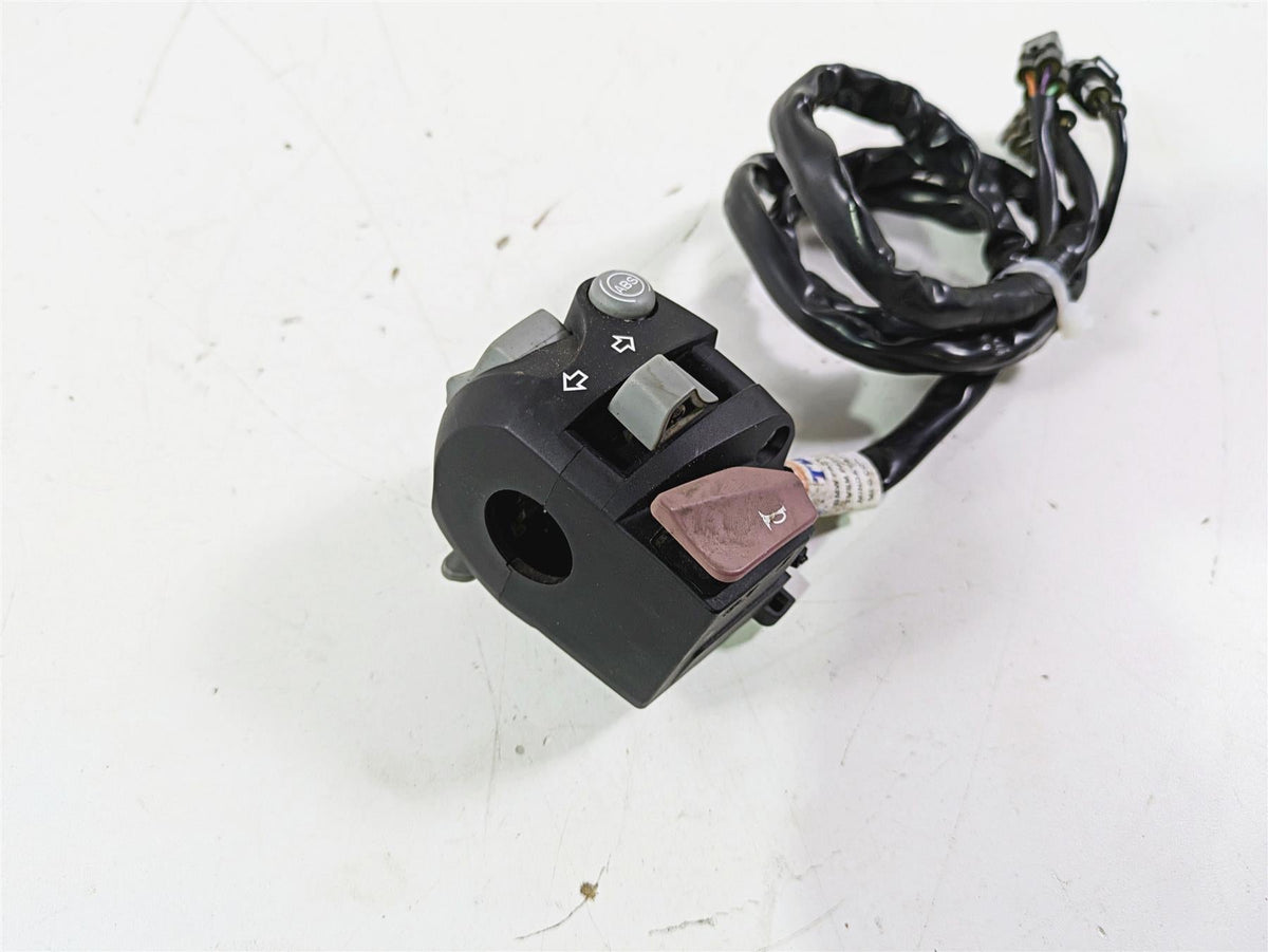 2019 BMW G310GS K02 Left Hand Turn Signal Abs Control Switch 61318569835 {{ shop.shopifyCountryName }} - Mototech271