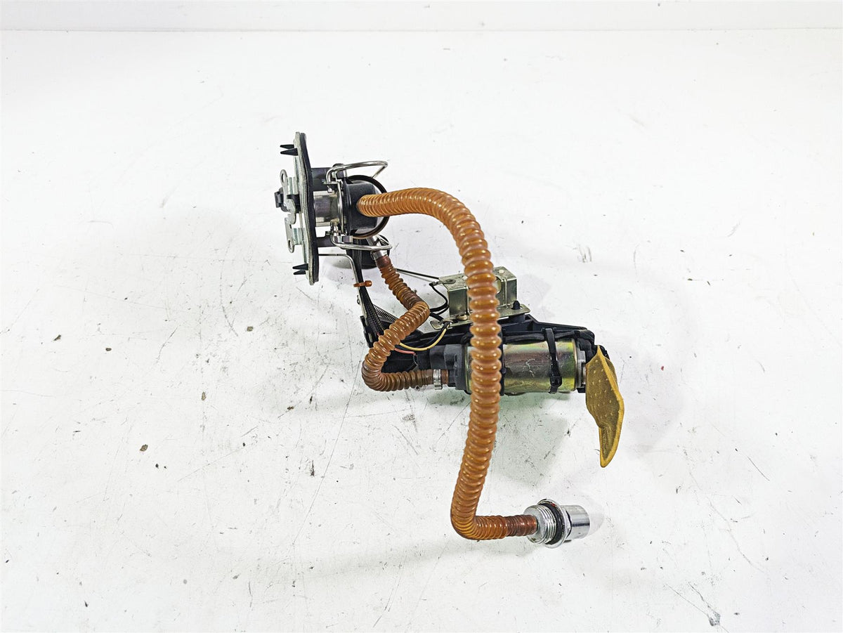 2005 Harley Softail FLSTFSE CVO Fat Boy Fuel Gas Petrol Pump 75132-01D {{ shop.shopifyCountryName }} - Mototech271