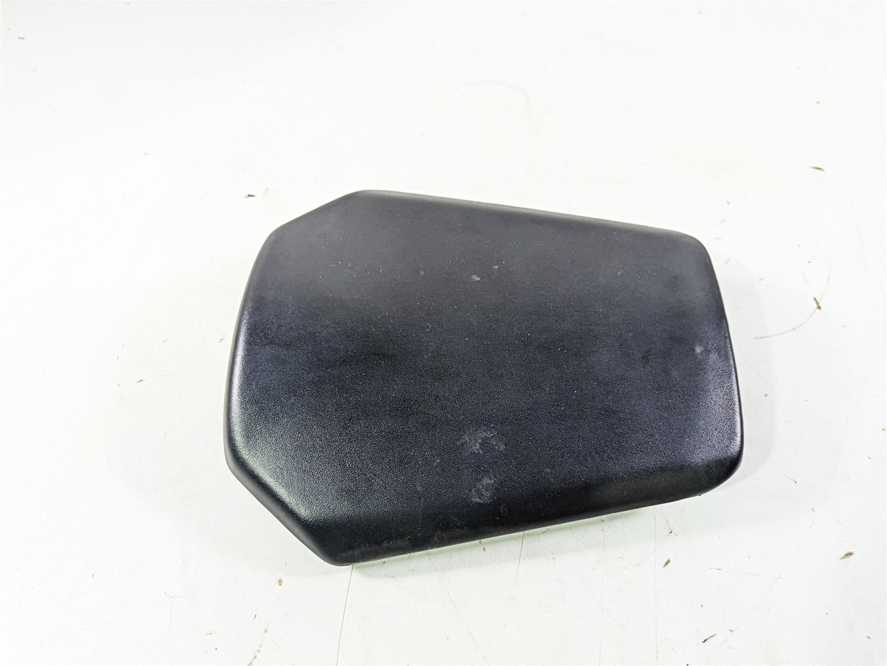 2008 Honda CBR1000RR SC59 Rear Passenger Saddle Seat - No Tears 77300-MFL-003 {{ shop.shopifyCountryName }} - Mototech271