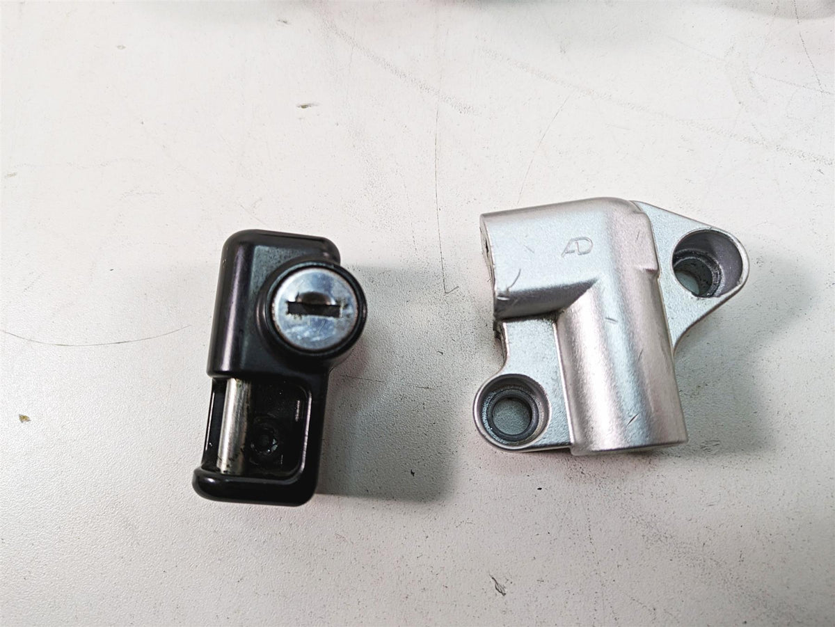 2016 Suzuki M109R VZR1800 Ignition Switch Key Lock Tank Cap Set Read 37000-50810 {{ shop.shopifyCountryName }} - Mototech271
