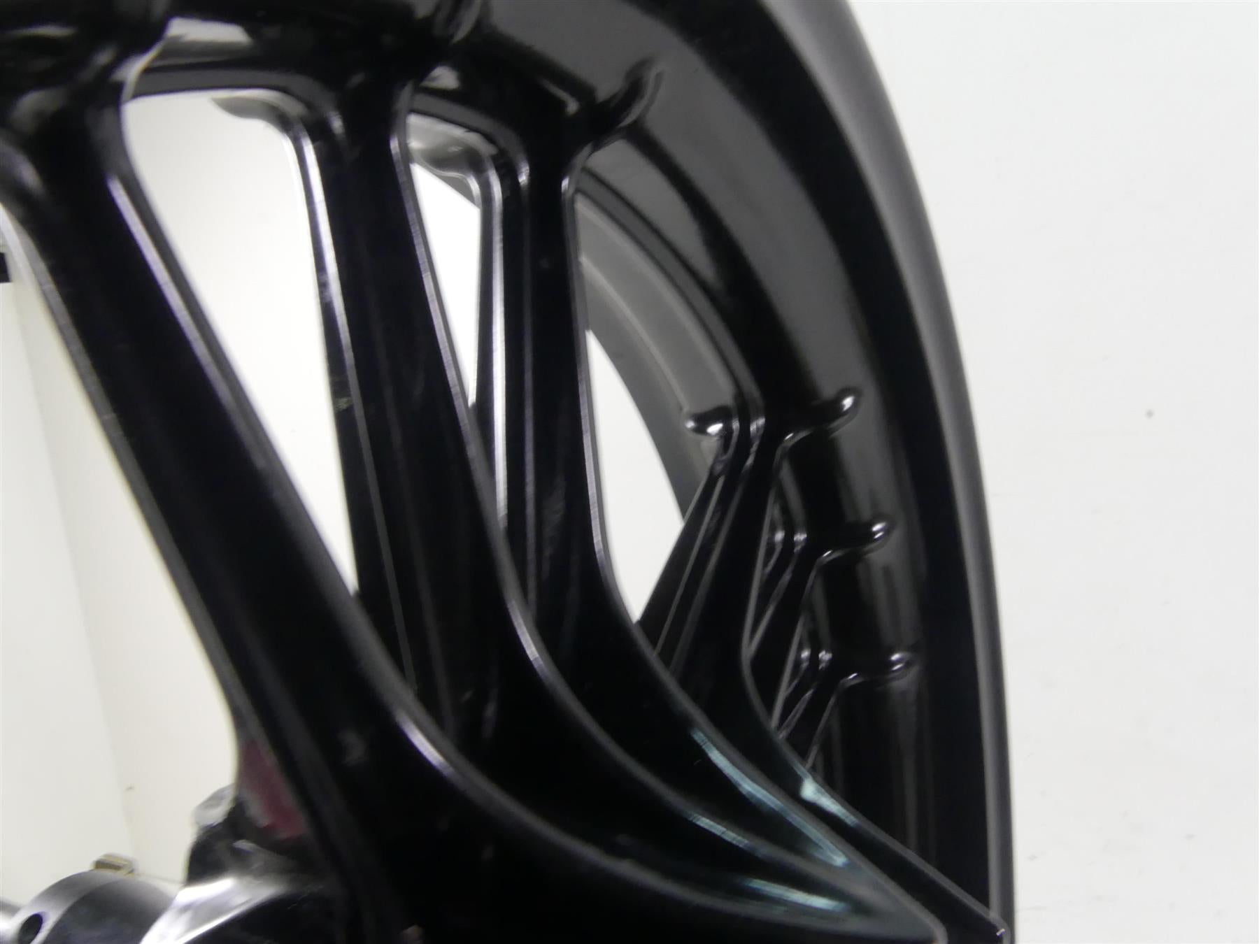 2016 Indian Scout Sixty Straight 16x3.5 Front Wheel Rim 1522090 {{ shop.shopifyCountryName }} - Mototech271
