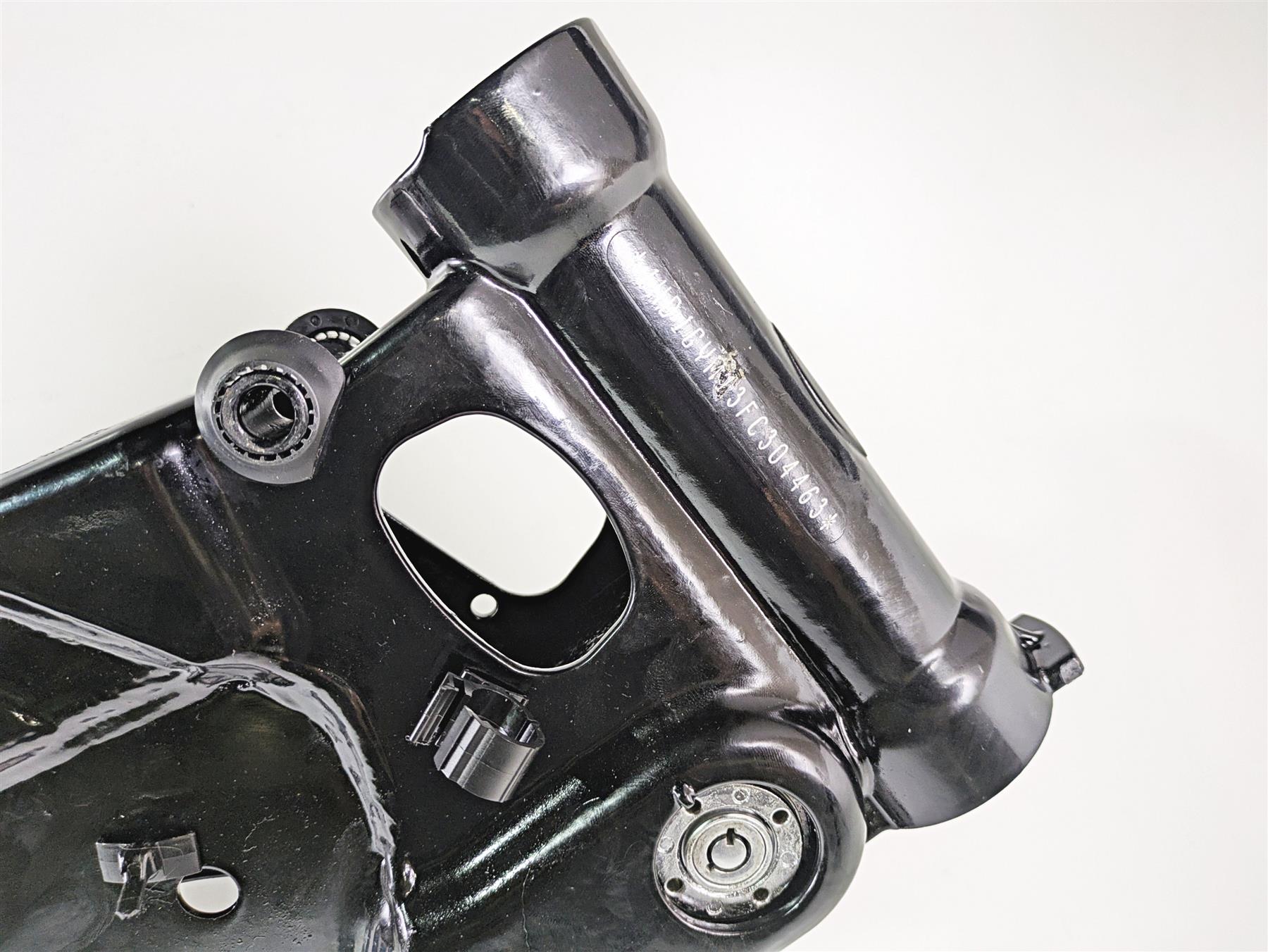 2015 Harley FXDF Dyna Fat Bob Straight Main Frame Chassis With Clean Ohio Title 47760-10A {{ shop.shopifyCountryName }} - Mototech271