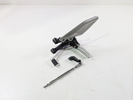 2024 Triumph Street Triple 765 R Left Rider Footpeg + Shifter & Links T2088025 {{ shop.shopifyCountryName }} - Mototech271