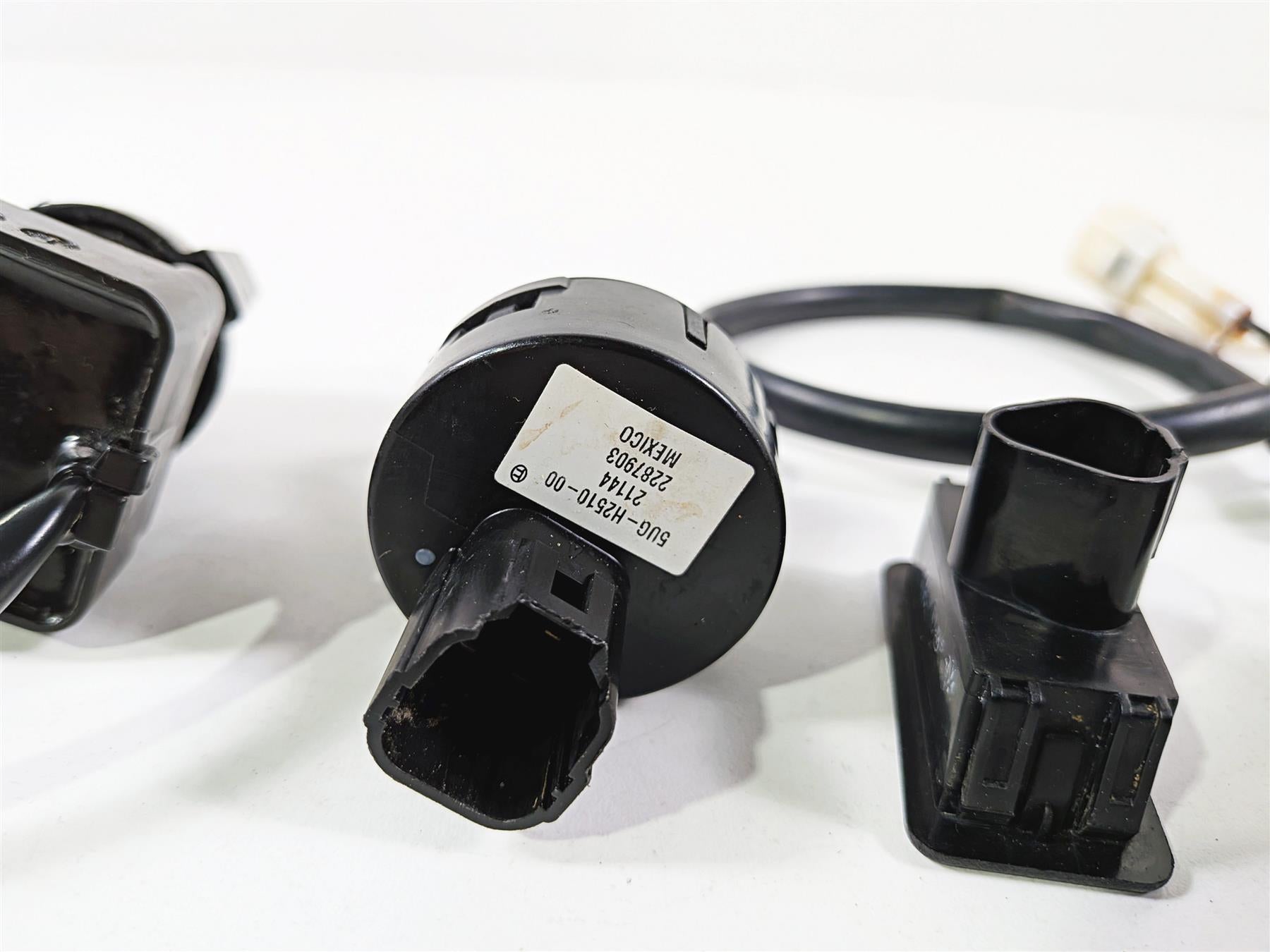 2021 Yamaha YXZ1000R EPS SS SE Ignition Light Awd Switch Key Set 5UG-H2510-00-00 {{ shop.shopifyCountryName }} - Mototech271