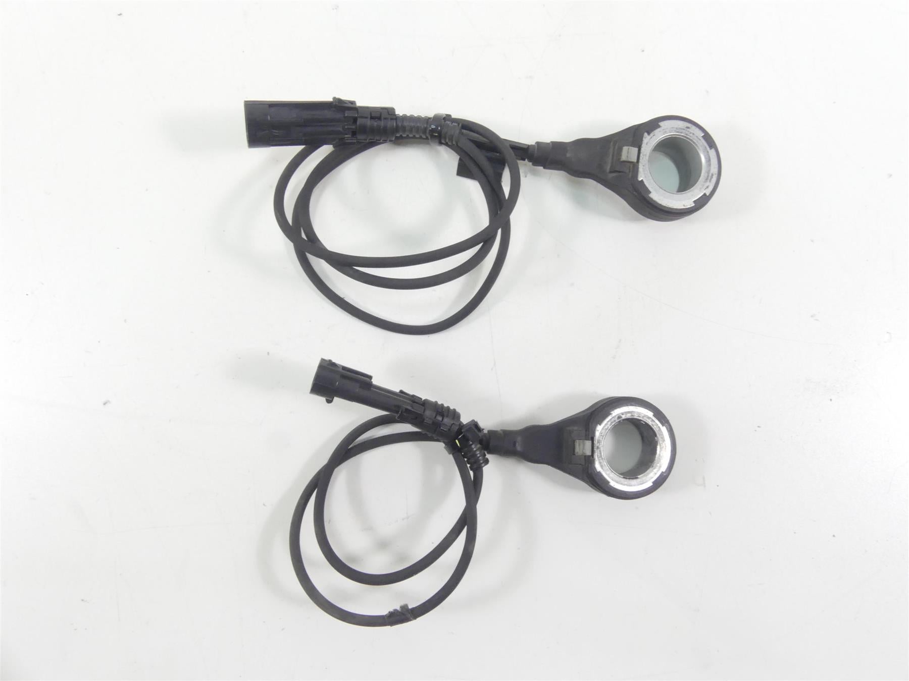 2014 Harley Touring FLHTK Electra Glide Abs Brake Wheel Speed Sensors 40615-08 {{ shop.shopifyCountryName }} - Mototech271
