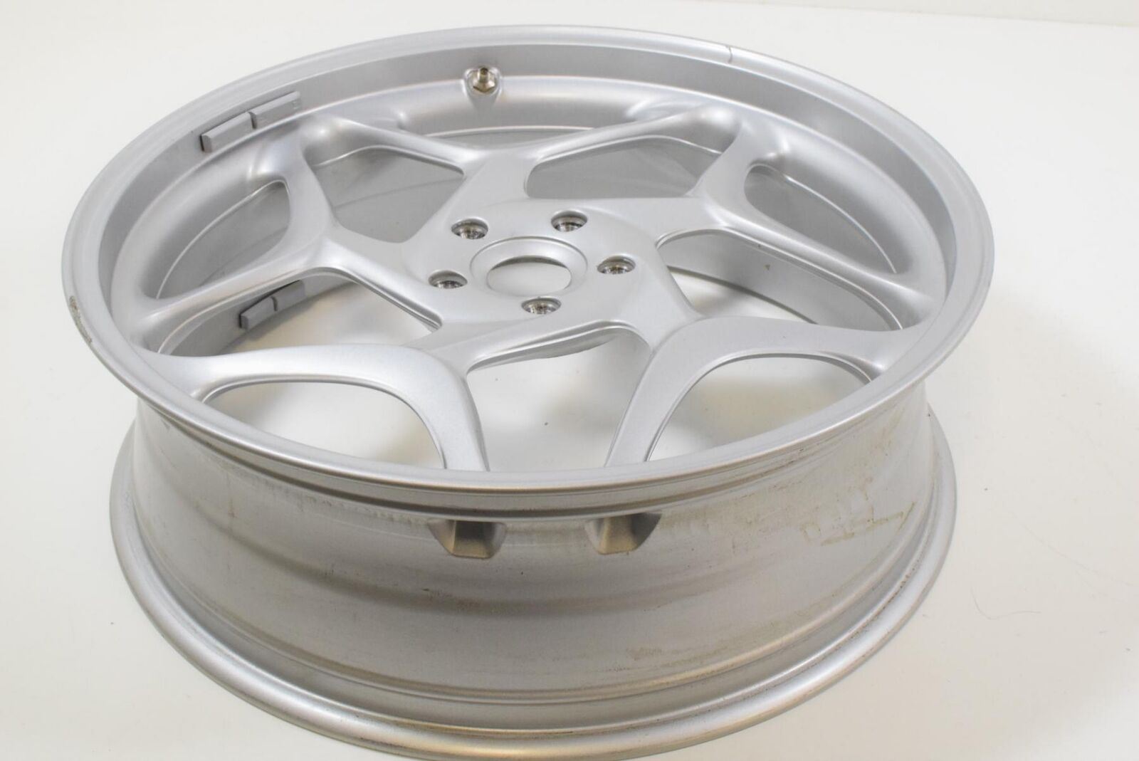 2009 BMW F800 ST K71 Rear Wheel Rim DENT 5.5x17 36317684724 {{ shop.shopifyCountryName }} - Mototech271