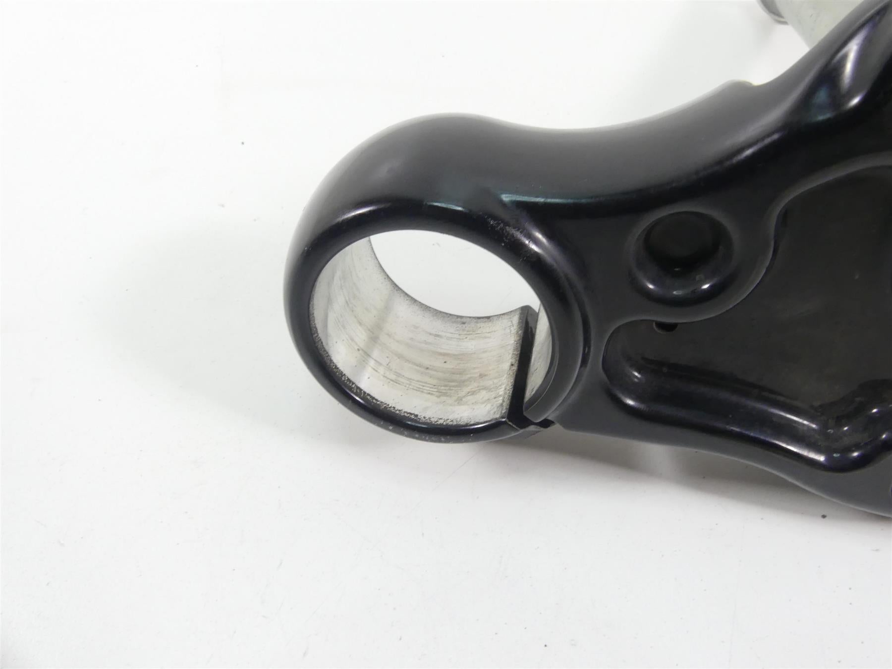2022 Harley Softail FXBBS Street Bob Lower Triple Tree Clamp 49mm 45900170 {{ shop.shopifyCountryName }} - Mototech271