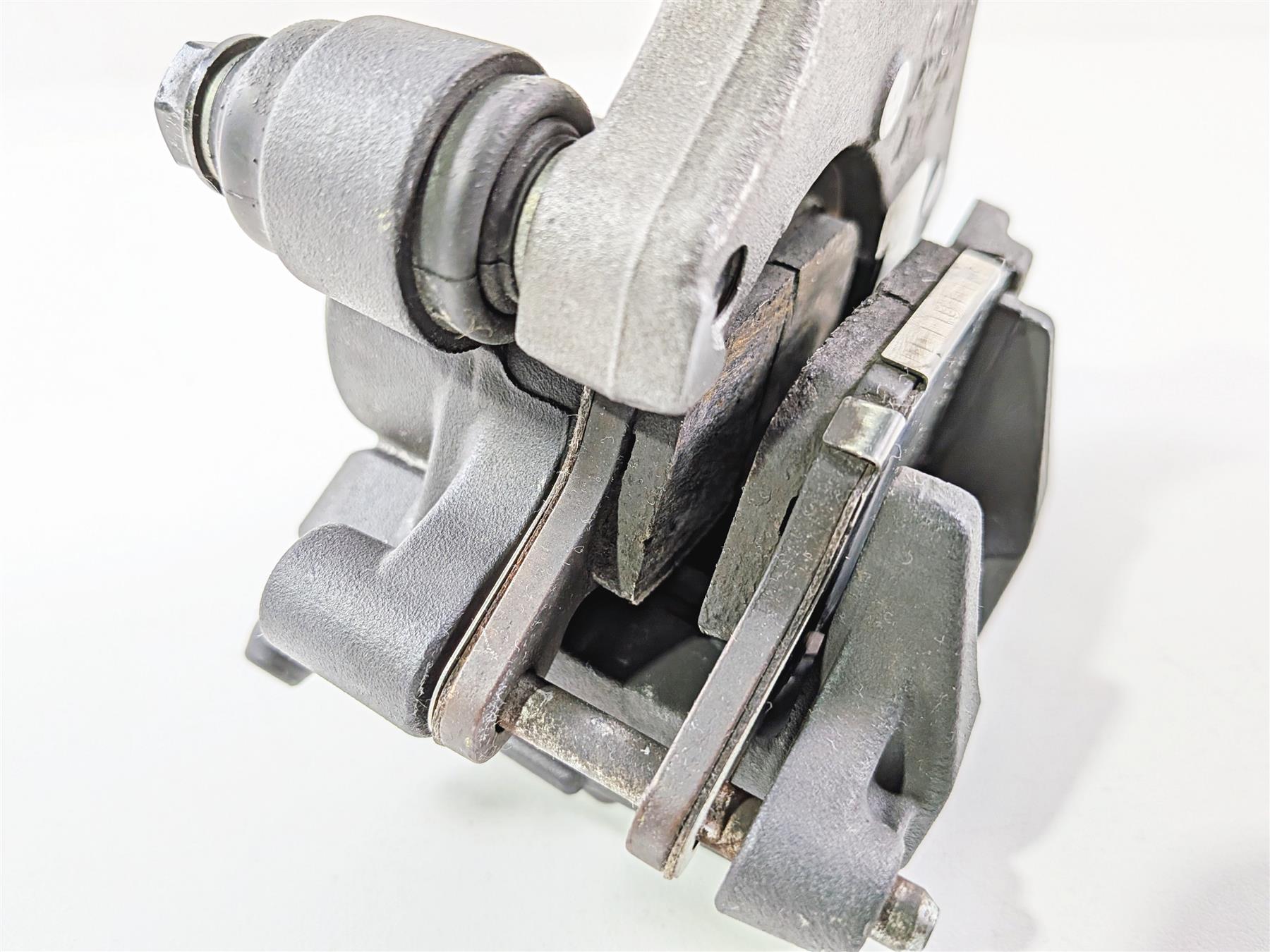 2008 Yamaha YZF R1 RN19 Rear Brake Caliper & Bracket Nissin 5VY-2580W-11-00 {{ shop.shopifyCountryName }} - Mototech271