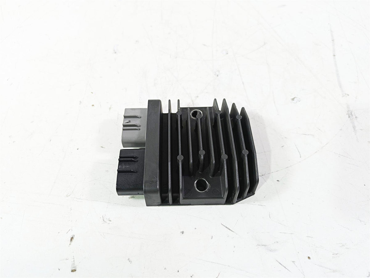 2020 Triumph Daytona 765 Moto2 Rectifier Voltage Regulators T1300675 FH020AA {{ shop.shopifyCountryName }} - Mototech271