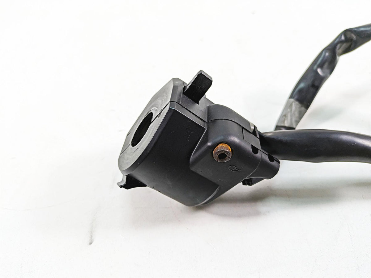 2008 Buell 1125 R Left Hand Turn Signal Blinker Horn Control Switch N0159.TB {{ shop.shopifyCountryName }} - Mototech271
