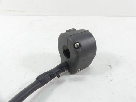 2007 Yamaha XVS1300 V-Star Left Hand Light Horn Control Switch 3D8-83973-00-00 {{ shop.shopifyCountryName }} - Mototech271
