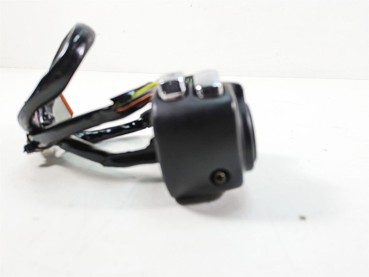 2005 Harley Touring FLHTCUI Electra Glide Left Hand Control Switch Read 71597-96 {{ shop.shopifyCountryName }} - Mototech271