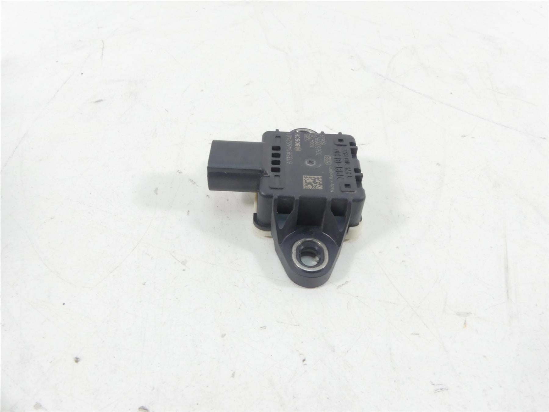 2016 BMW R1200RS K54 Bosch Speed Sensor Module 61358546524 {{ shop.shopifyCountryName }} - Mototech271