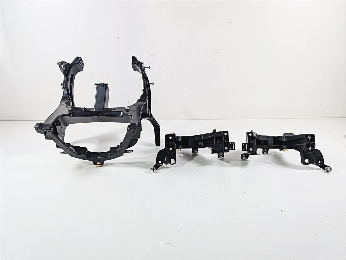 2016 BMW R1200RT RT RTW K52 Front Fairing Stay Mount Set 46638529329 46638529330 {{ shop.shopifyCountryName }} - Mototech271