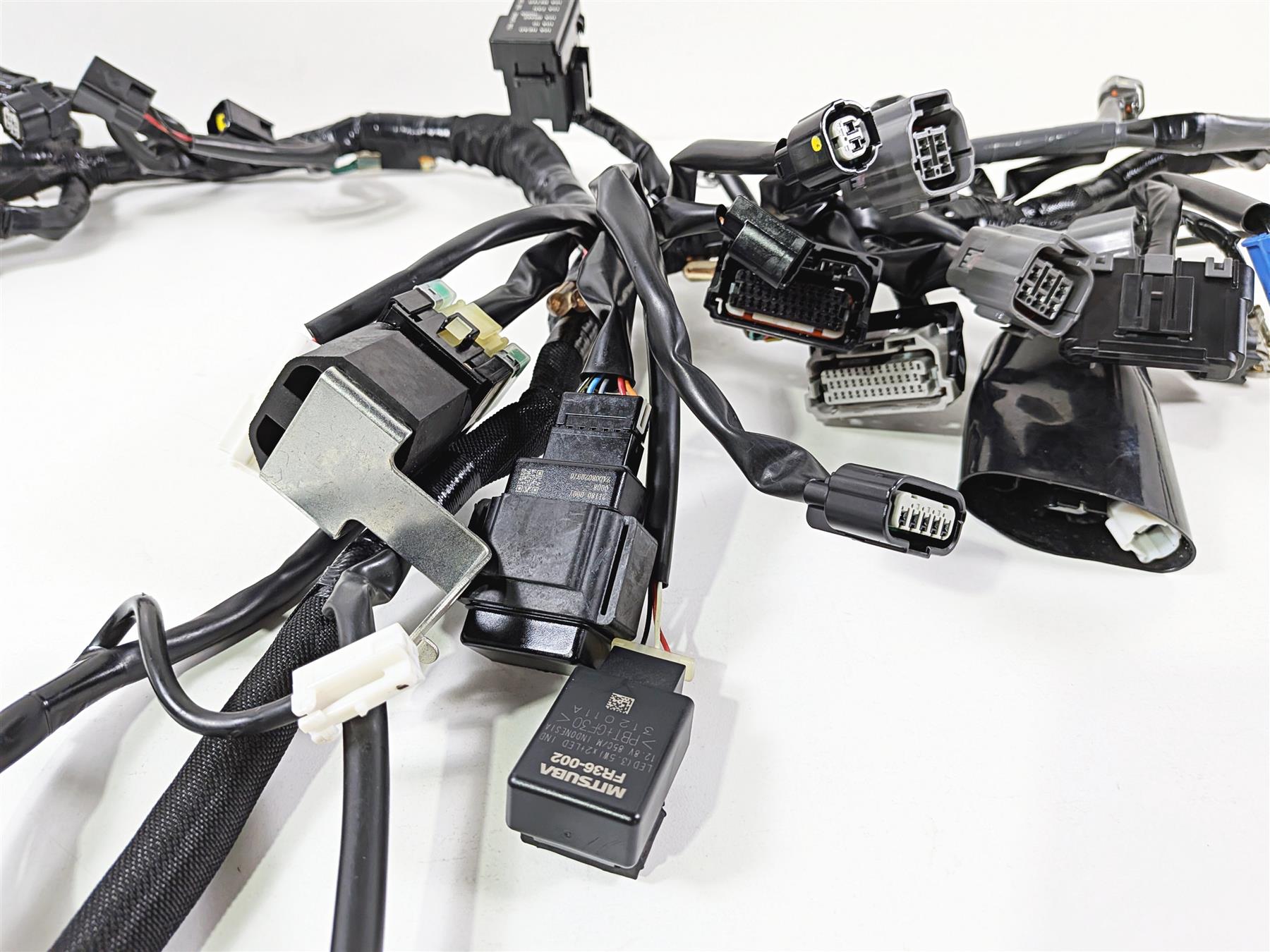 2024 Kawasaki EX500 Ninja 40th An. Wiring Harness Loom -No Cuts 26031-4300 {{ shop.shopifyCountryName }} - Mototech271