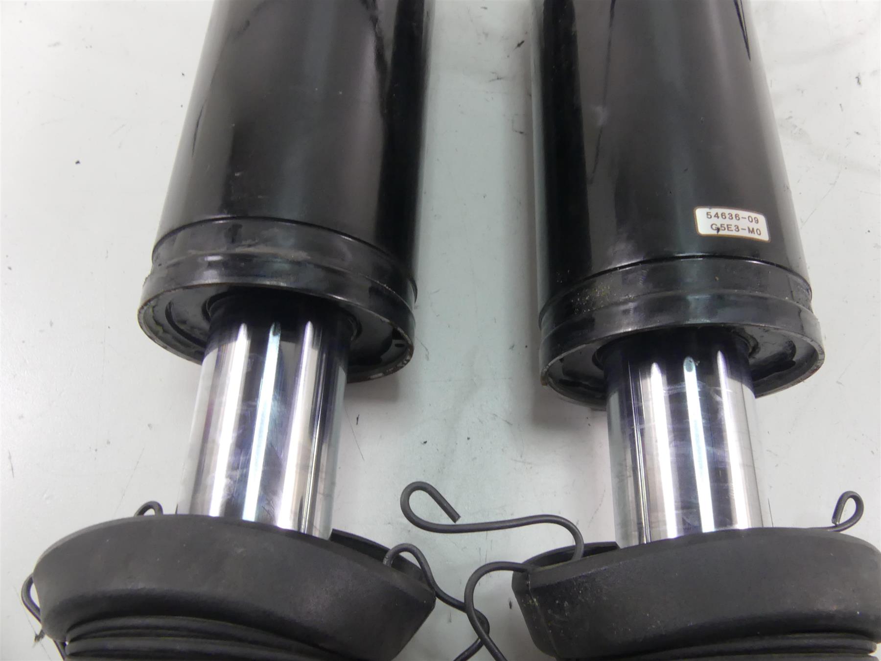 2005 Harley Touring CVO FLHTC SE Electra Glide Rear 12" Shock Set 54636-09 {{ shop.shopifyCountryName }} - Mototech271