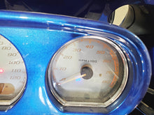 Load image into Gallery viewer, 2016 Harley Touring FLTRX Road Glide Speedometer Gauge Instrument 27K 70900124 | Mototech271
