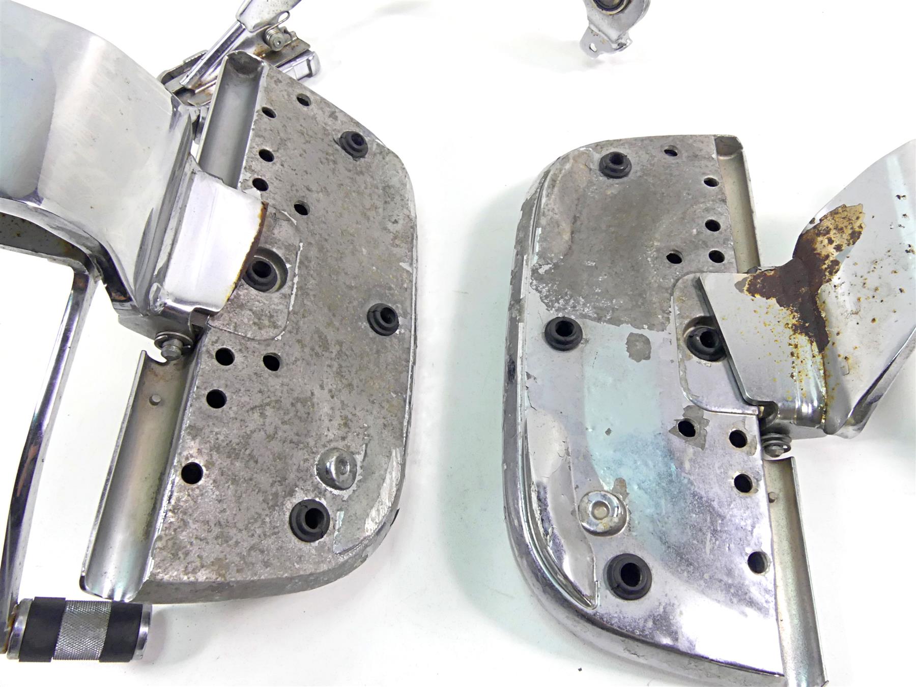 2002 Honda VTX1800 R Front L+R Floor Board Shifter Brake Pedal 50612-MCV-010 {{ shop.shopifyCountryName }} - Mototech271