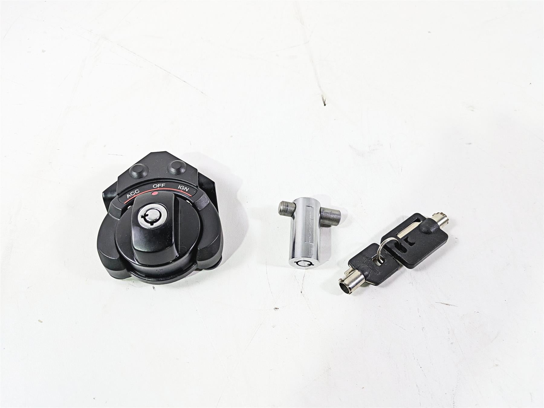 2006 Harley VRSCR Street V-Rod Ignition Switch Key Lock Set 71404-06 {{ shop.shopifyCountryName }} - Mototech271
