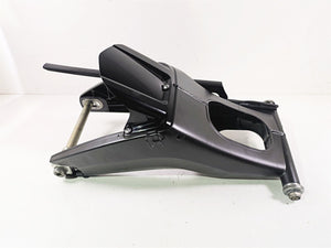 2009 Yamaha FZ1 FZS10 Fazer Straight Rear Swingarm & Axle Set 2D1-22110-11-00