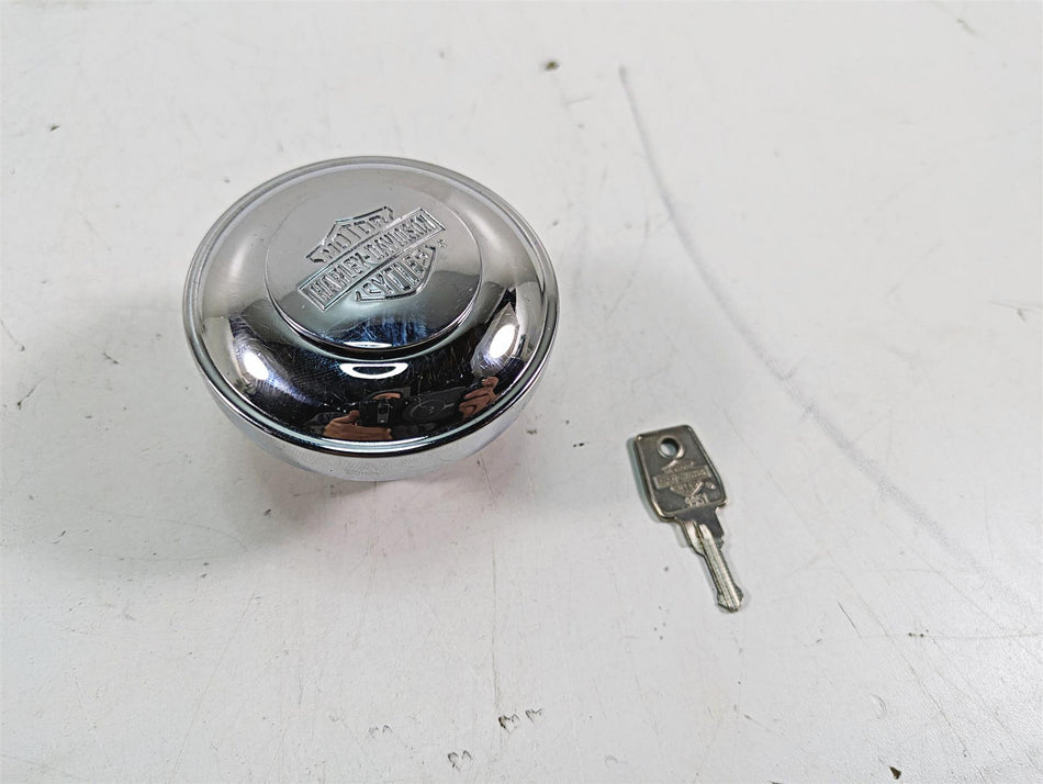 2006 Harley Softail FXSTSI Springer Chrome Fuel Gas Cap & Key {{ shop.shopifyCountryName }} - Mototech271