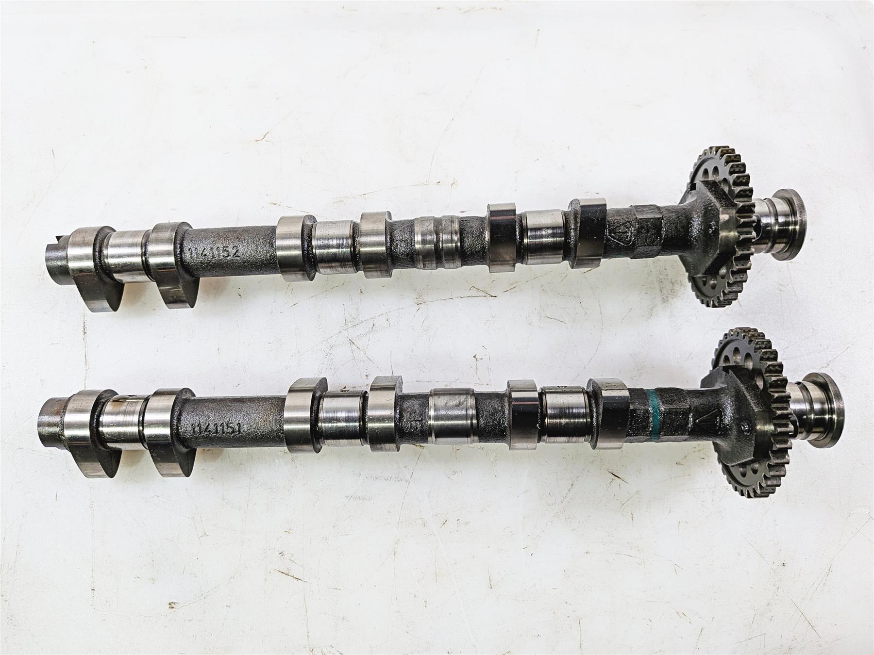 2019 Triumph Speed Triple RS 1050 Cam Shaft Camshaft Set T1141151 T1141152 {{ shop.shopifyCountryName }} - Mototech271