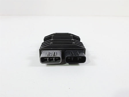 2008 Yamaha YZF R1 RN19 Oem Rectifier Voltage Regulator 1D7-81960-00-00 FH012AA {{ shop.shopifyCountryName }} - Mototech271