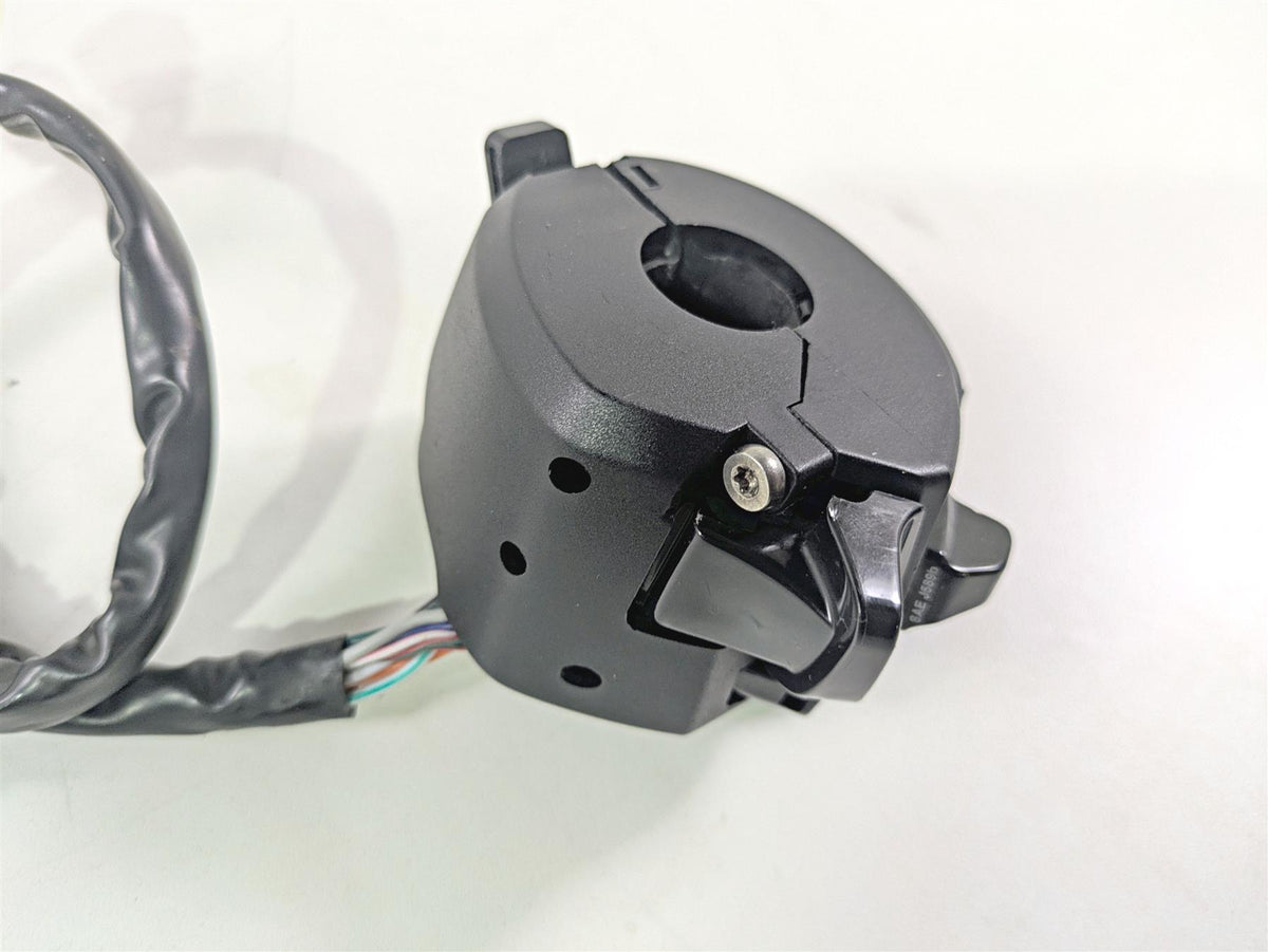 2017 Aprilia RSV 1100 Tuono V4 Factory Left Hand Light Control Switch 2D0002965 {{ shop.shopifyCountryName }} - Mototech271